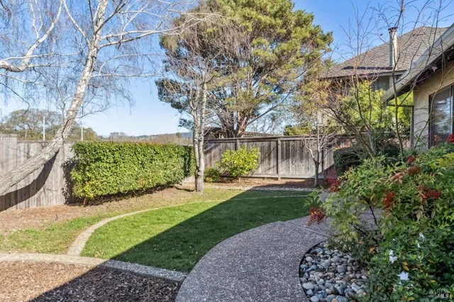 $1,195,000 | 14 Jefferson Court, Novato, CA 94947