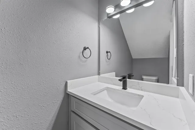 $199,000 | 2831 Panagard Drive, Unit 39, Houston, TX 77082