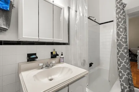 $655,000 | 271 Dartmouth Street, Unit 3E, Boston, MA 02116