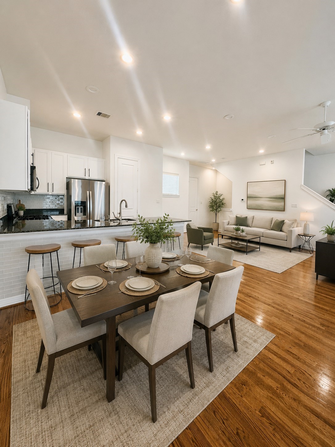 3846 Center Street Houston, TX 77007 - Photo 2 of 14