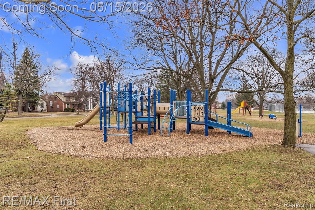 1921 Graefield Road Birmingham, MI 48009 - Photo 26 of 27