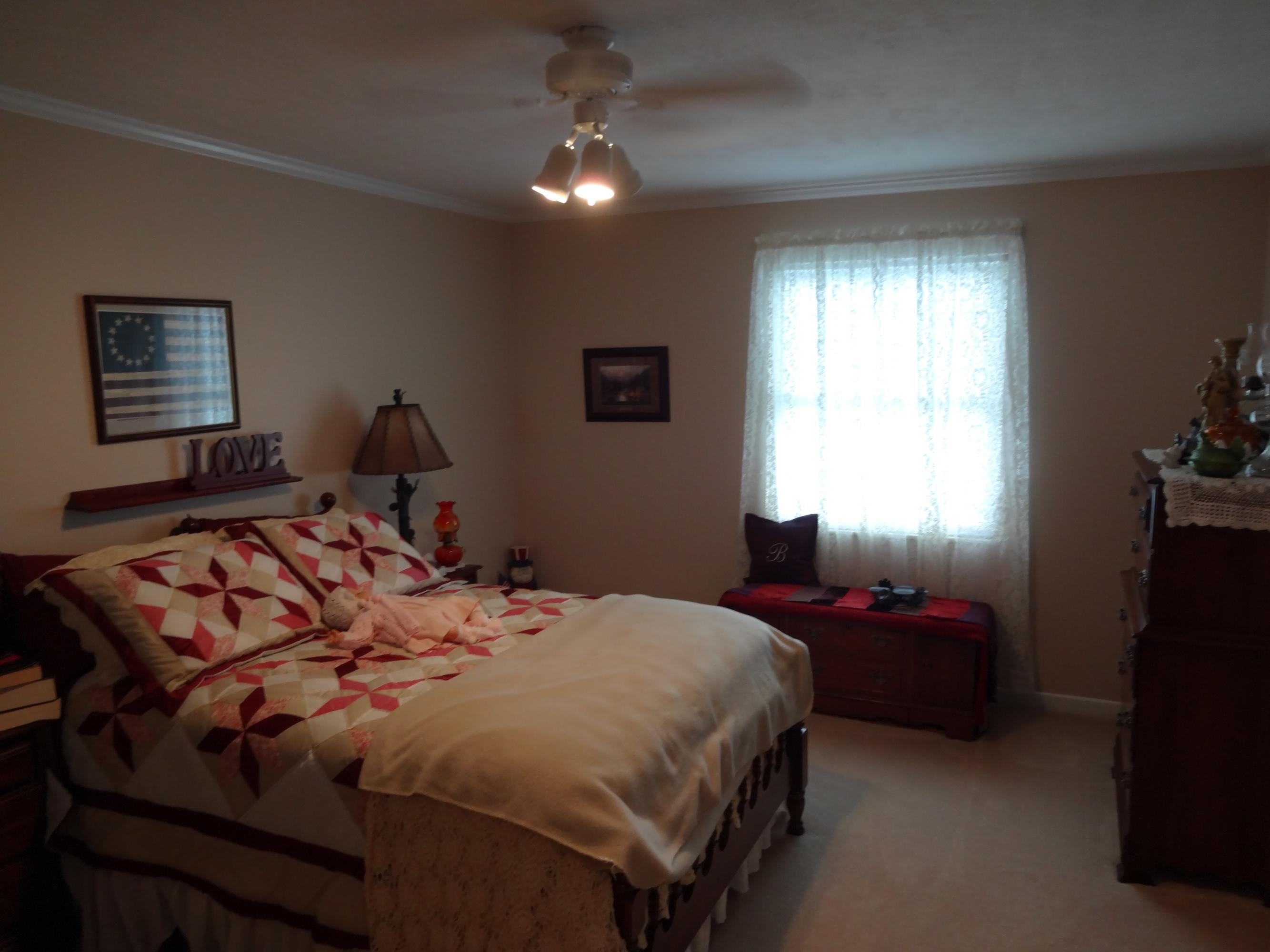 7712 Norwich Road, Unit 18 Powell, TN 37849 - Photo 27 of 34 Bedroom 3