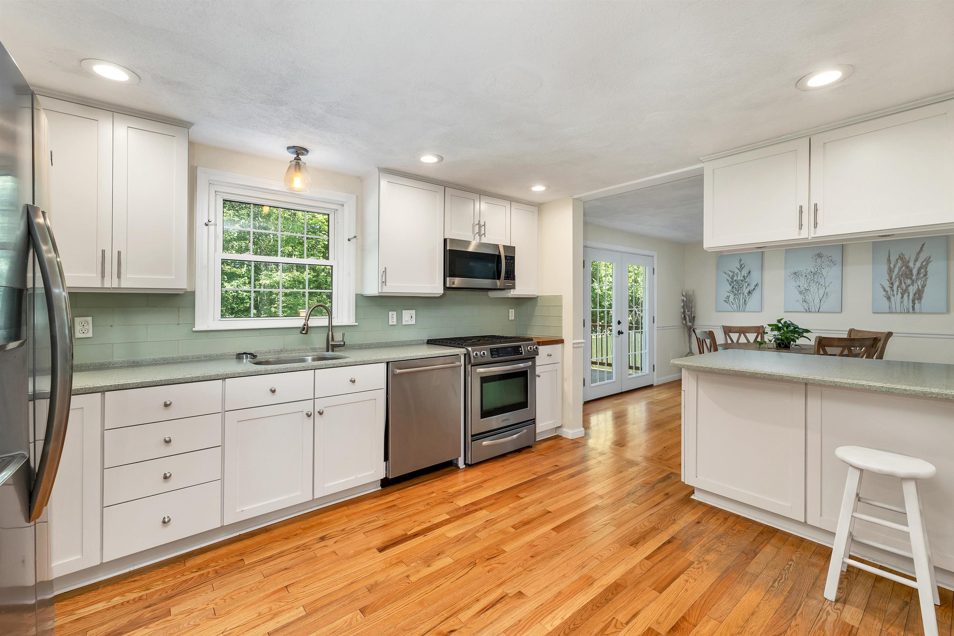 26 Beaver Dam Road South Berwick, ME 03908 - Photo 4 of 40 Gallery Image 4
