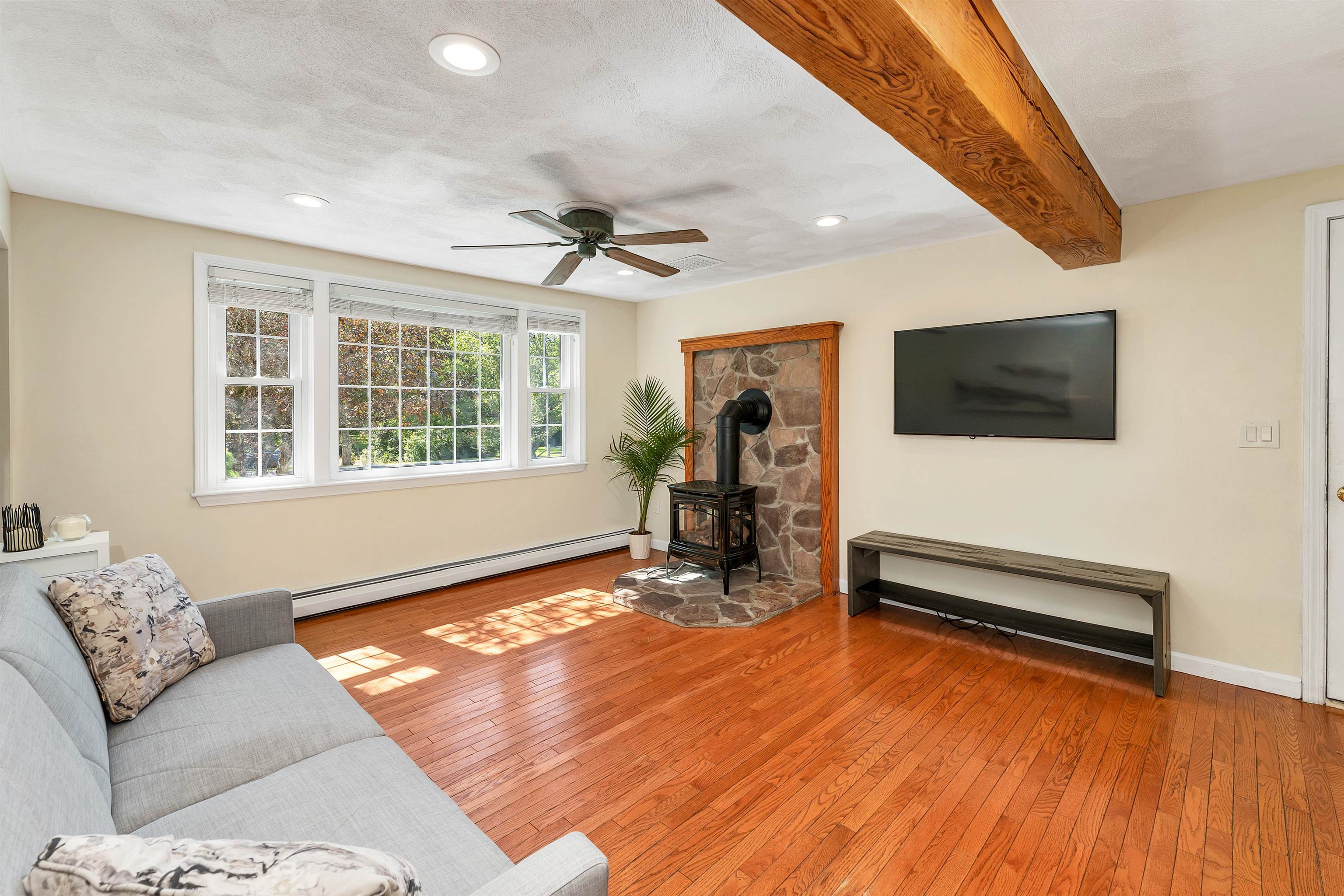 26 Beaver Dam Road South Berwick, ME 03908 - Photo 5 of 40 Gallery Image 5