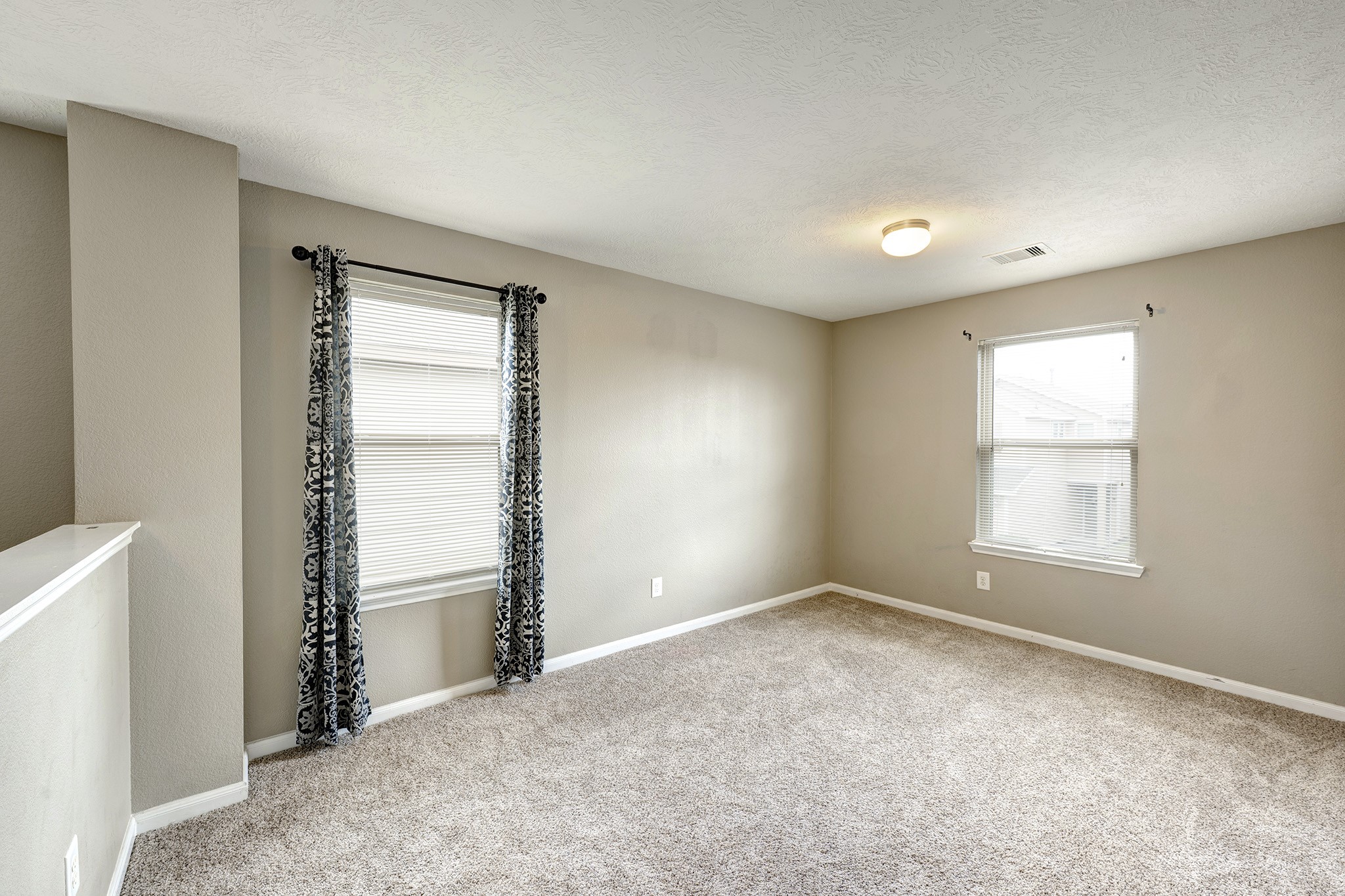 18953 Bobcat Path Houston, TX 77073 - Photo 17 of 21 2nd floor game room