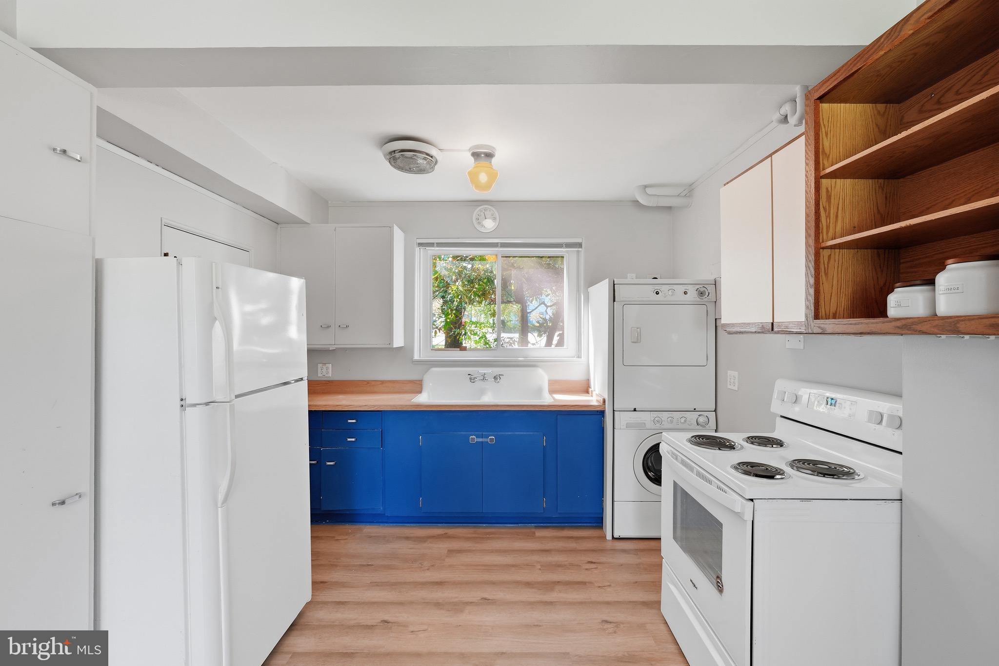29 B Ridge Road Greenbelt, MD 20770 - Photo 5 of 16 Kitchen
