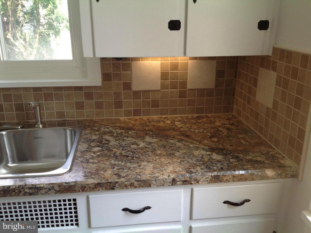 1058 Cornwall Road Lebanon, PA 17042 - Photo 7 of 25 Gallery Image 7