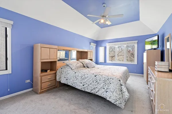 $825,000 | 3719 Falkner Drive, Naperville, IL 60564
