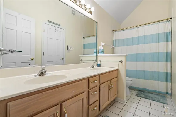 $825,000 | 3719 Falkner Drive, Naperville, IL 60564