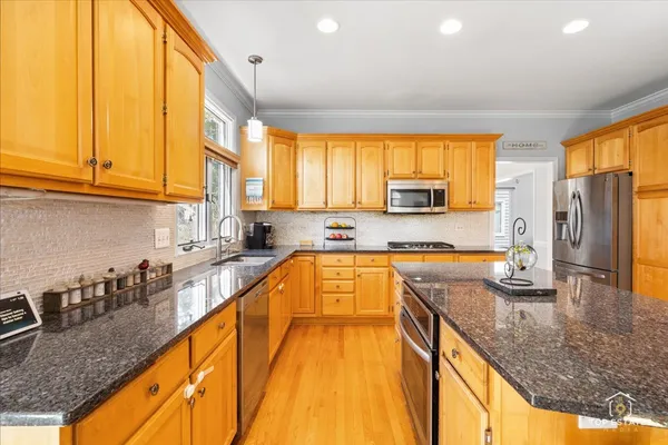 $825,000 | 3719 Falkner Drive, Naperville, IL 60564