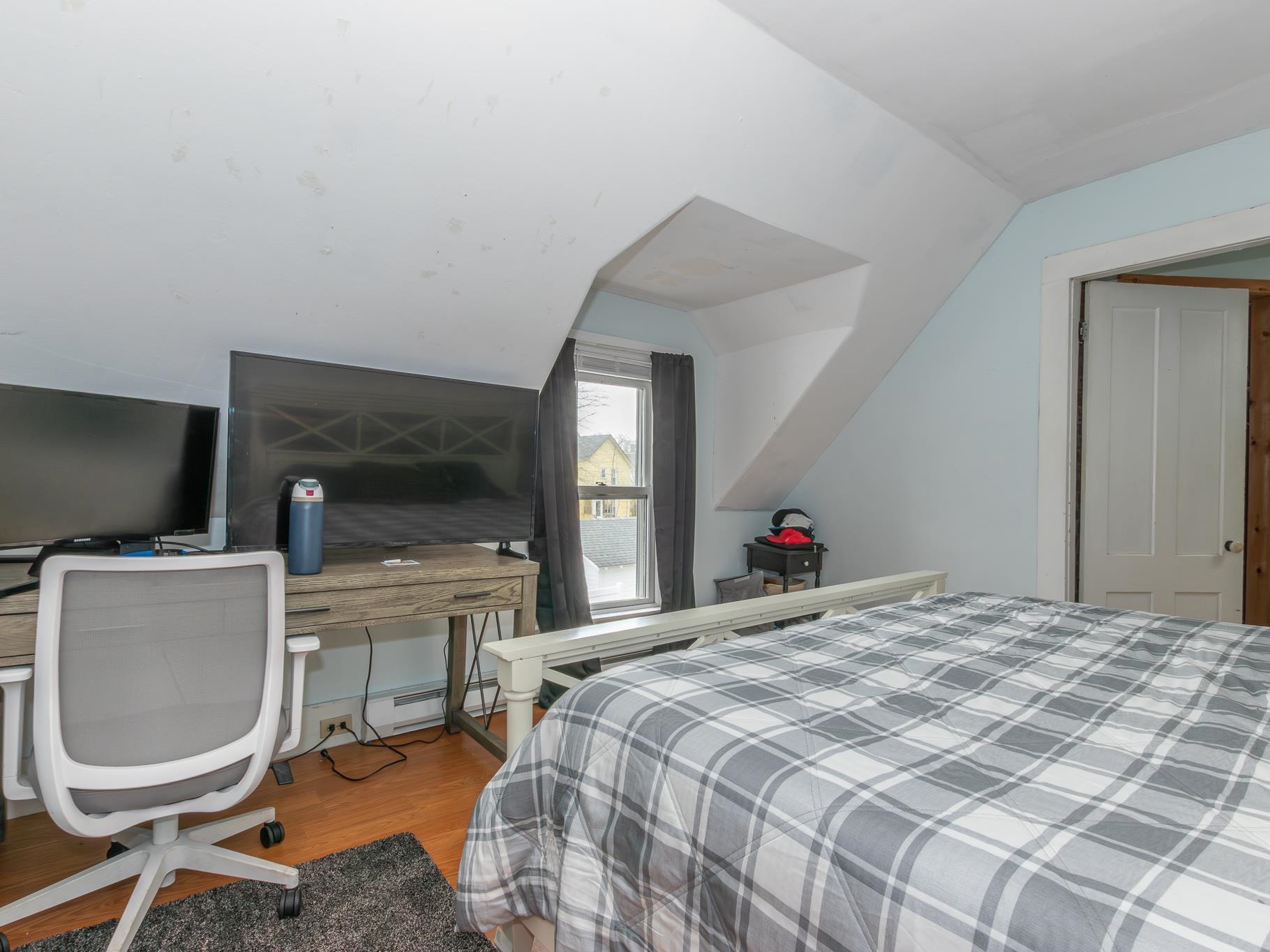 59 South Street Keene, NH 03431 - Photo 27 of 35