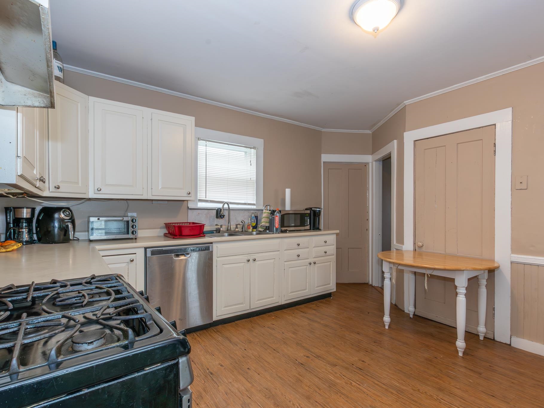 59 South Street Keene, NH 03431 - Photo 9 of 35