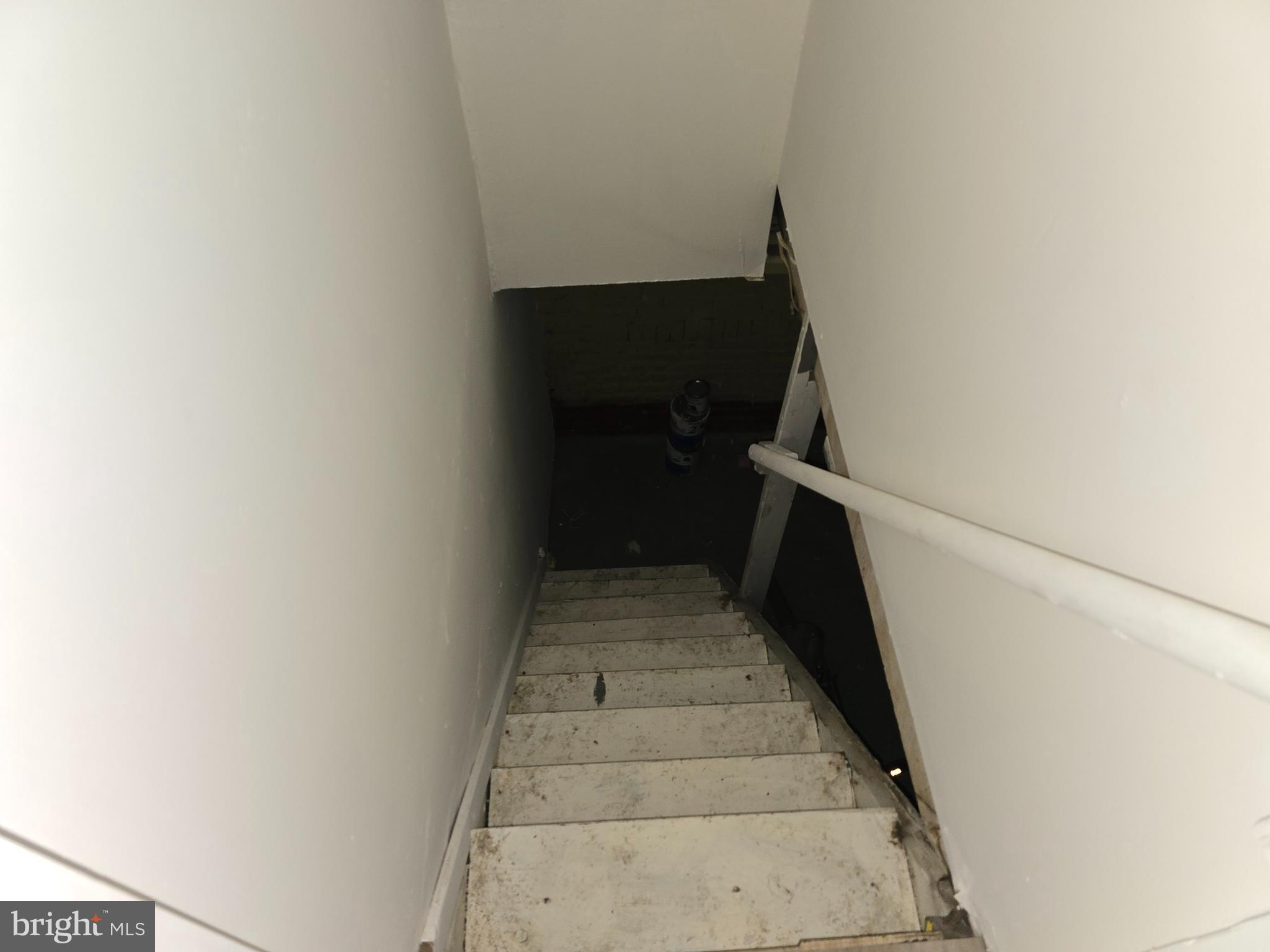 340 South Woodyear Street Baltimore, MD 21223 - Photo 19 of 19 a view of entryway