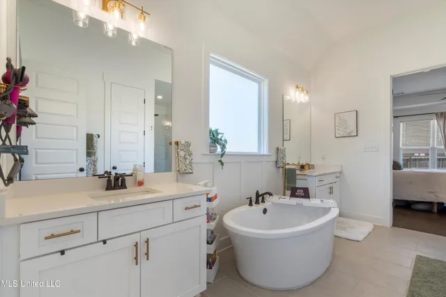 $2,800 | 3972 Fieldstream Drive, Olive Branch, MS 38654