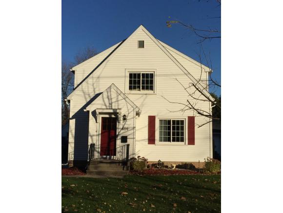 654 Chestnut Street Neenah, WI 54956 - Photo 1 of 1