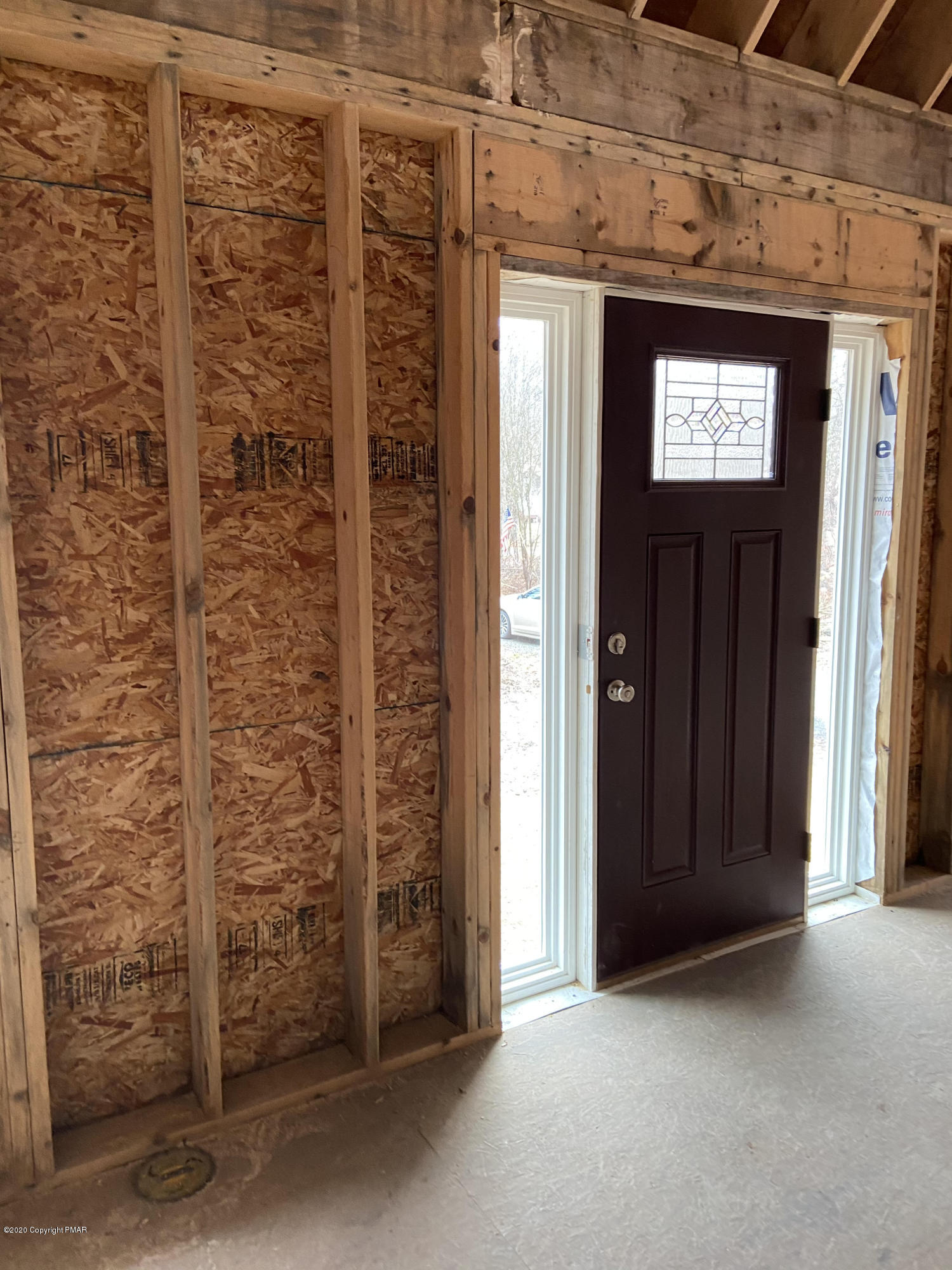 108 Oak Road Canadensis, PA 18325 - Photo 5 of 21 Front Door