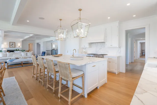 $33,000,000 | 256 Polpis Road, Nantucket, MA 02554