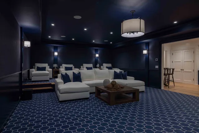 $33,000,000 | 256 Polpis Road, Nantucket, MA 02554