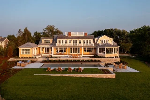 $33,000,000 | 256 Polpis Road, Nantucket, MA 02554