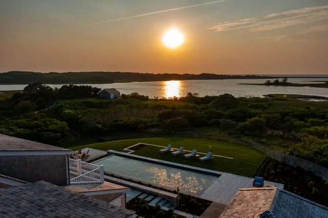 $33,000,000 | 256 Polpis Road, Nantucket, MA 02554