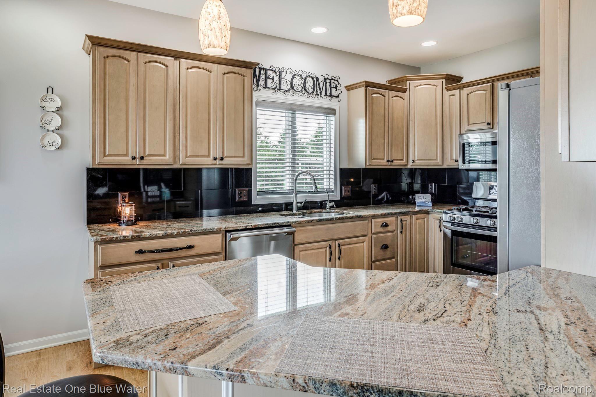 4470 Lakeshore Road Deckerville, MI 48427 - Photo 12 of 69 4470 Lakeshore Rd (28 of 71).jpg