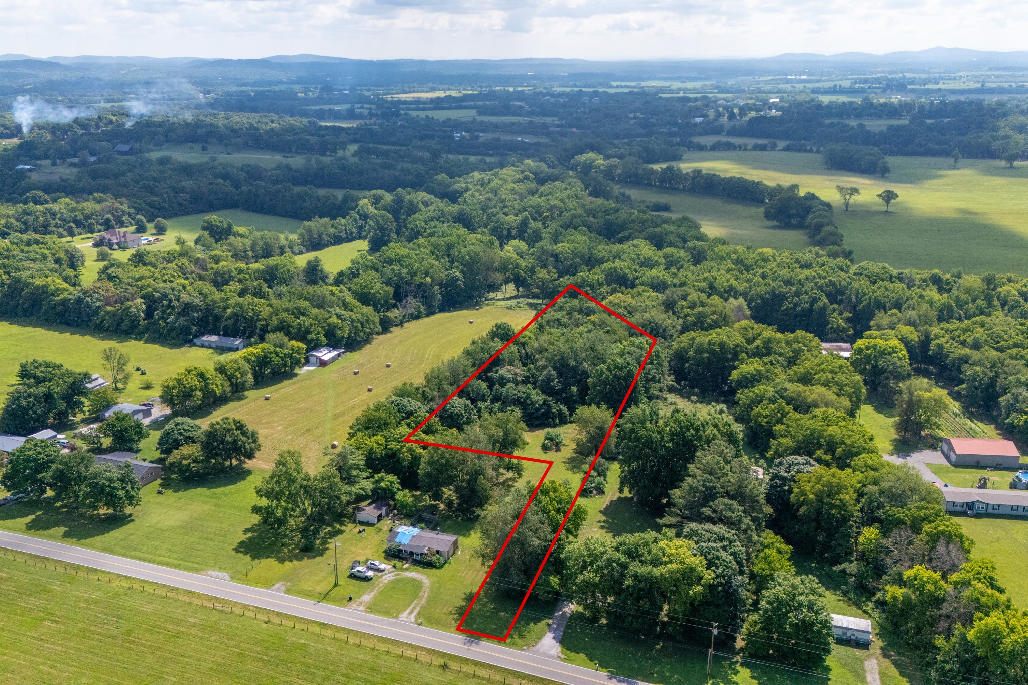 1136 Elmore Road Eagleville, TN 37060 - Photo 2 of 15