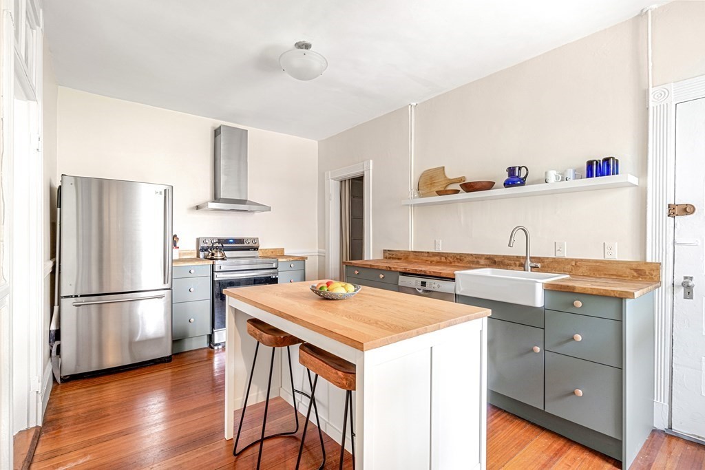 11 Grovenor Road, Unit 2 Boston, MA 02130 - Photo 11 of 32 Gallery Image 11