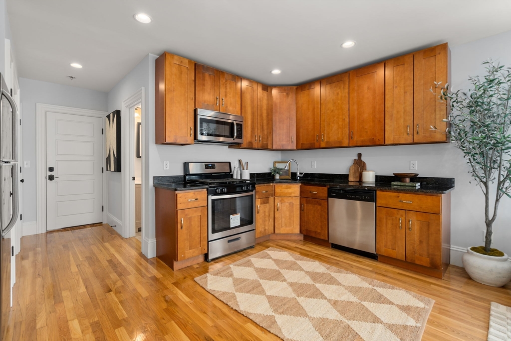 84 Linden Street, Unit 2 Boston, MA 02134 - Photo 3 of 15
