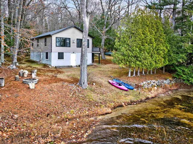 $540,000 | 290 Kings Highway, New Durham, NH 03855