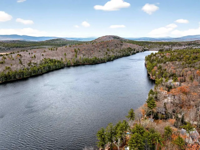 $540,000 | 290 Kings Highway, New Durham, NH 03855