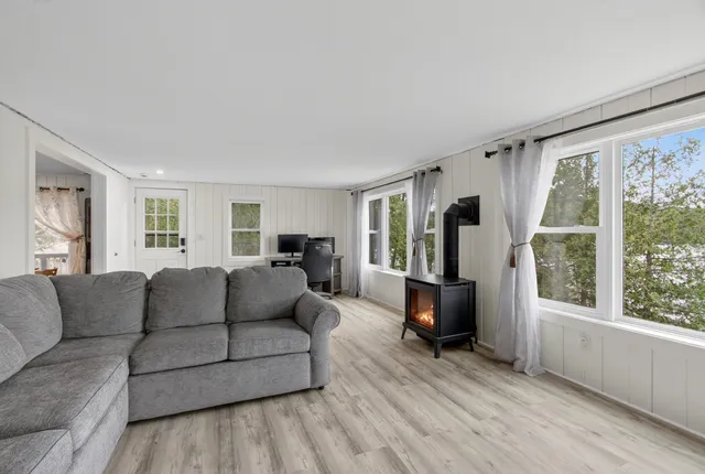 $540,000 | 290 Kings Highway, New Durham, NH 03855