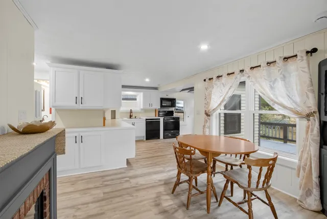 $540,000 | 290 Kings Highway, New Durham, NH 03855