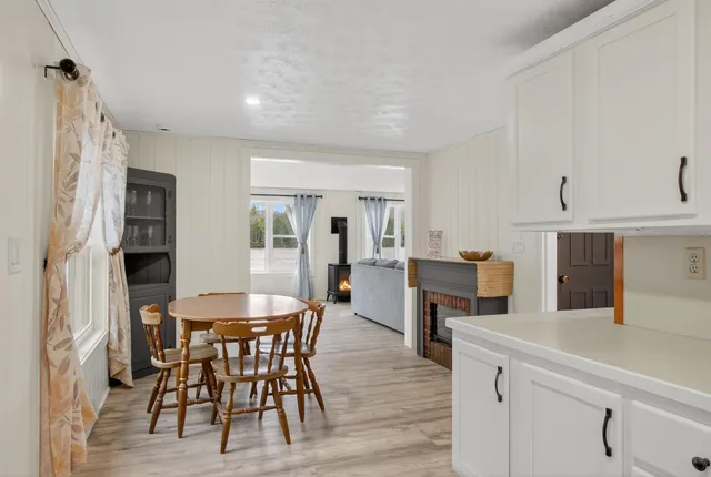 $540,000 | 290 Kings Highway, New Durham, NH 03855