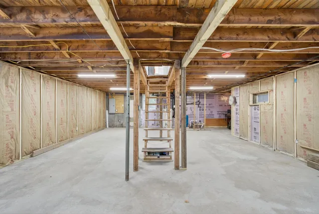 $540,000 | 290 Kings Highway, New Durham, NH 03855