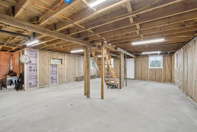 $540,000 | 290 Kings Highway, New Durham, NH 03855