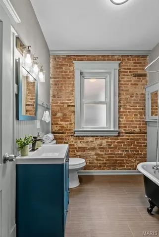 $259,900 | 5918 Southwest Avenue, St. Louis, MO 63139