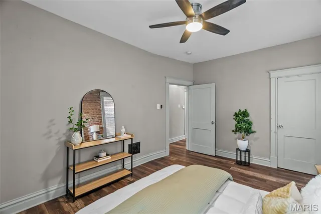 $259,900 | 5918 Southwest Avenue, St. Louis, MO 63139