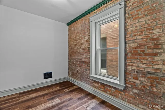 $259,900 | 5918 Southwest Avenue, St. Louis, MO 63139