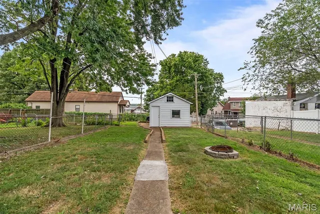 $259,900 | 5918 Southwest Avenue, St. Louis, MO 63139