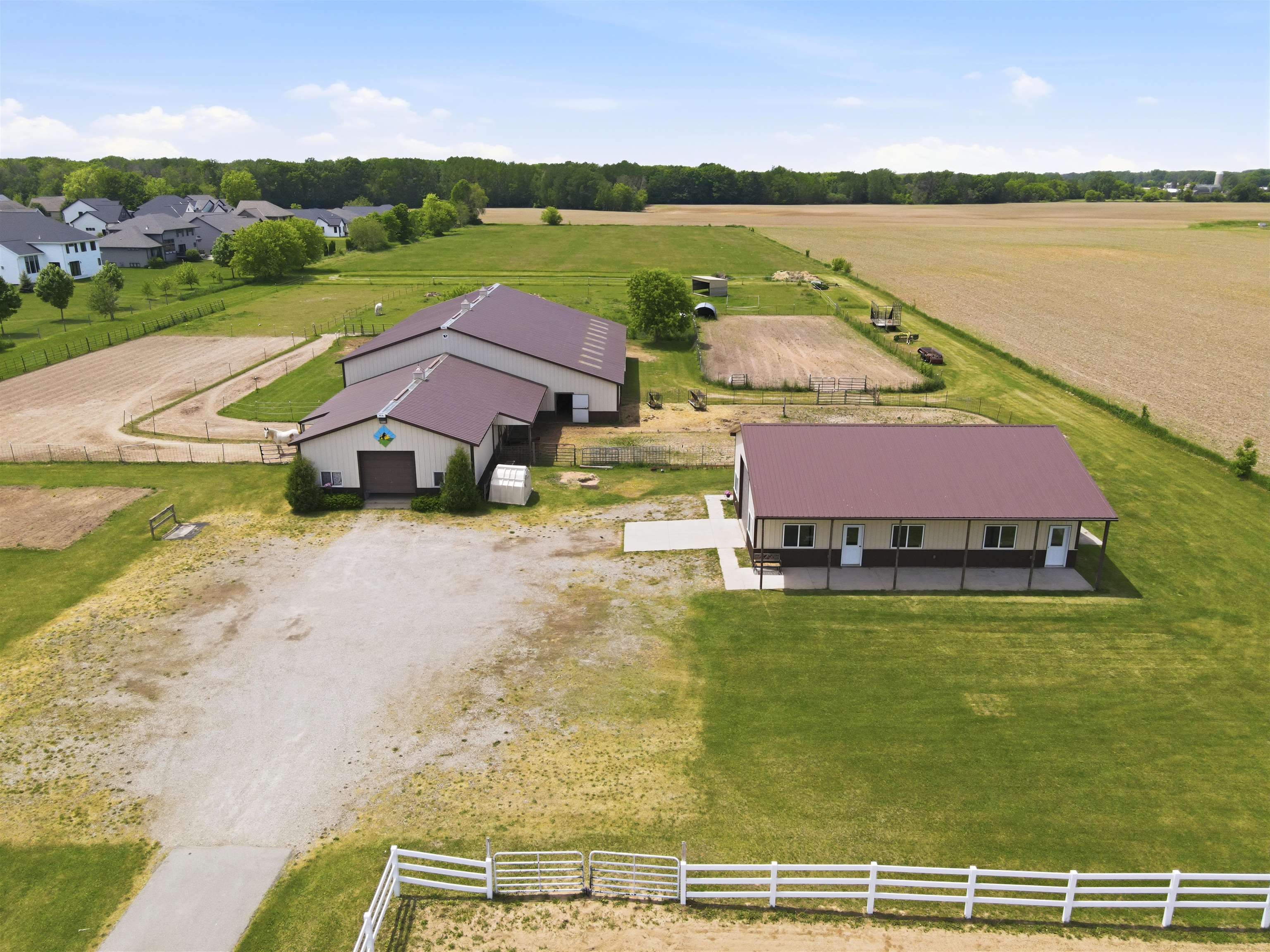 4941 North Overland Road Oneida, WI 54155 - Photo 3 of 67