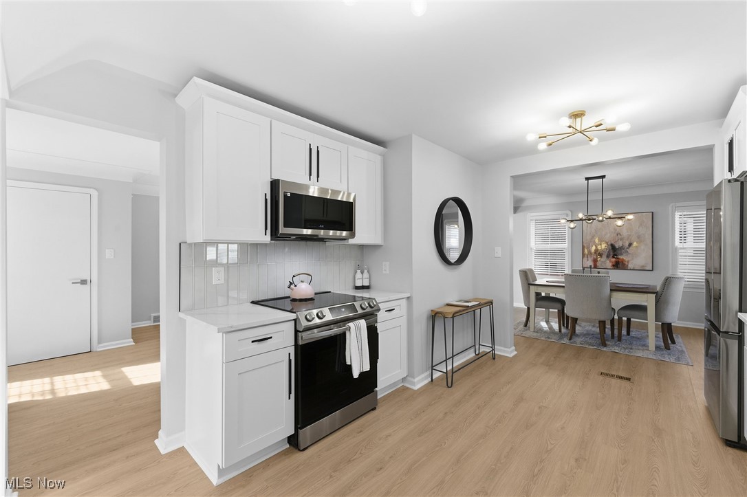 2491 Saybrook Road Cleveland, OH 44118 - Photo 10 of 34
