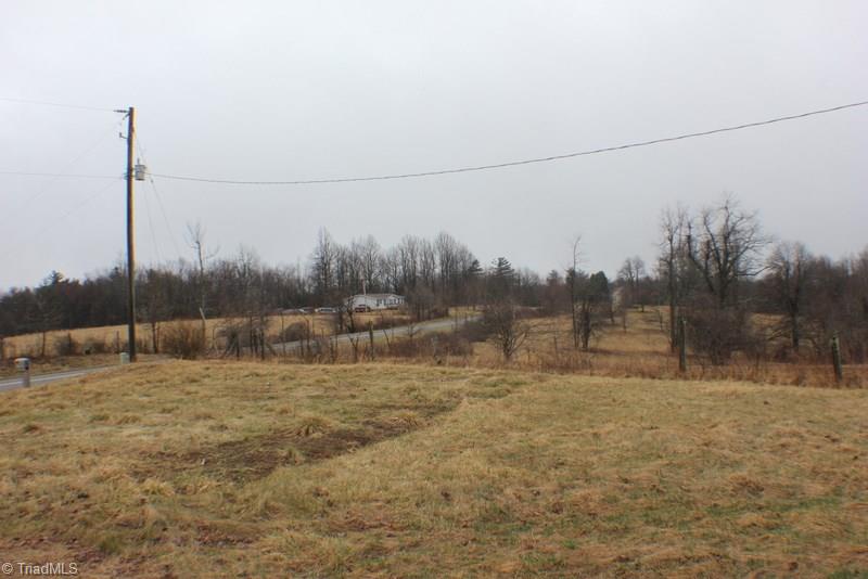 1059 Free Union Road Meadows Of Dan, VA 24120 - Photo 2 of 24 Gallery Image 2