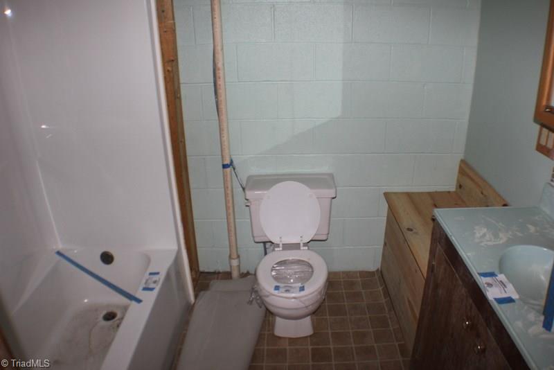 1059 Free Union Road Meadows Of Dan, VA 24120 - Photo 20 of 24 Gallery Image 20