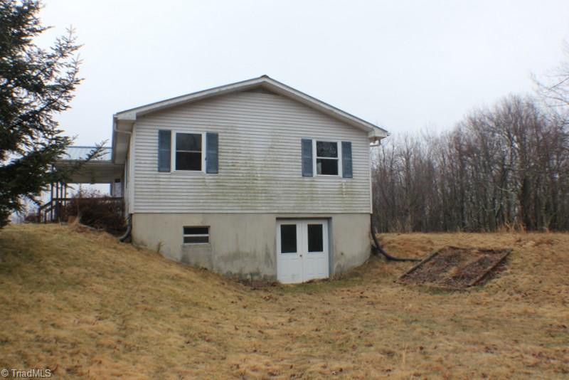 1059 Free Union Road Meadows Of Dan, VA 24120 - Photo 4 of 24 Gallery Image 4