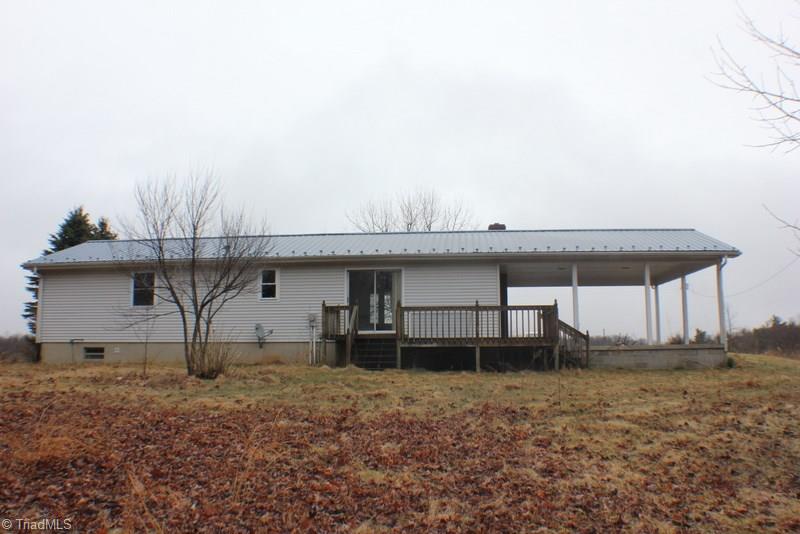 1059 Free Union Road Meadows Of Dan, VA 24120 - Photo 5 of 24 Gallery Image 5