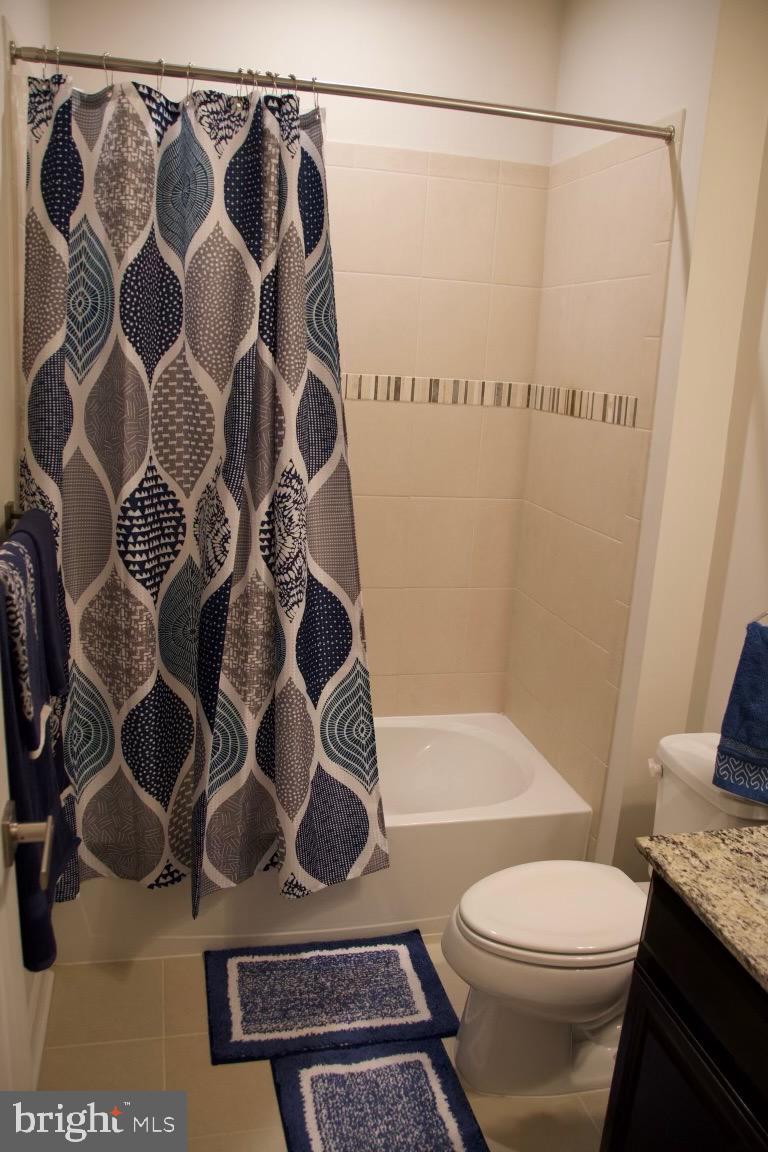 2101 Hemlock Bay Road Dumfries, VA 22026 - Photo 9 of 35 Tub baths
