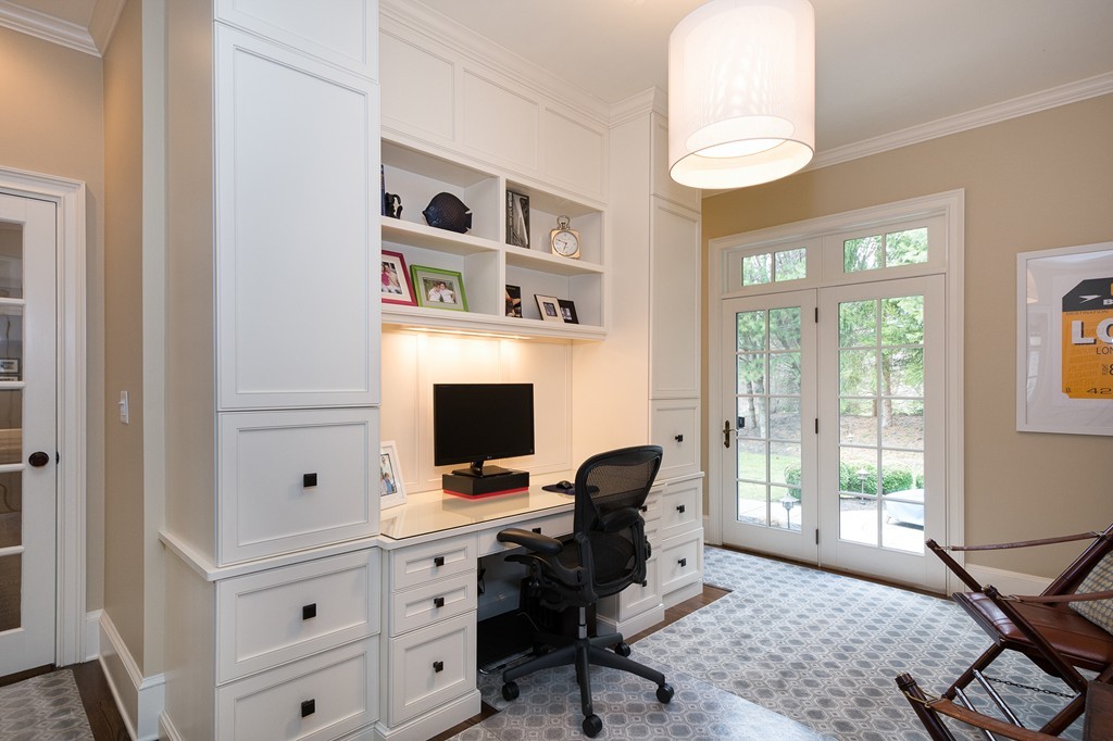 214 Jerusalem Road Cohasset, MA 02025 - Photo 12 of 30 Gallery Image 12