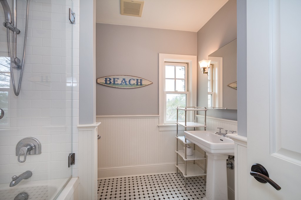 214 Jerusalem Road Cohasset, MA 02025 - Photo 23 of 30 Gallery Image 23