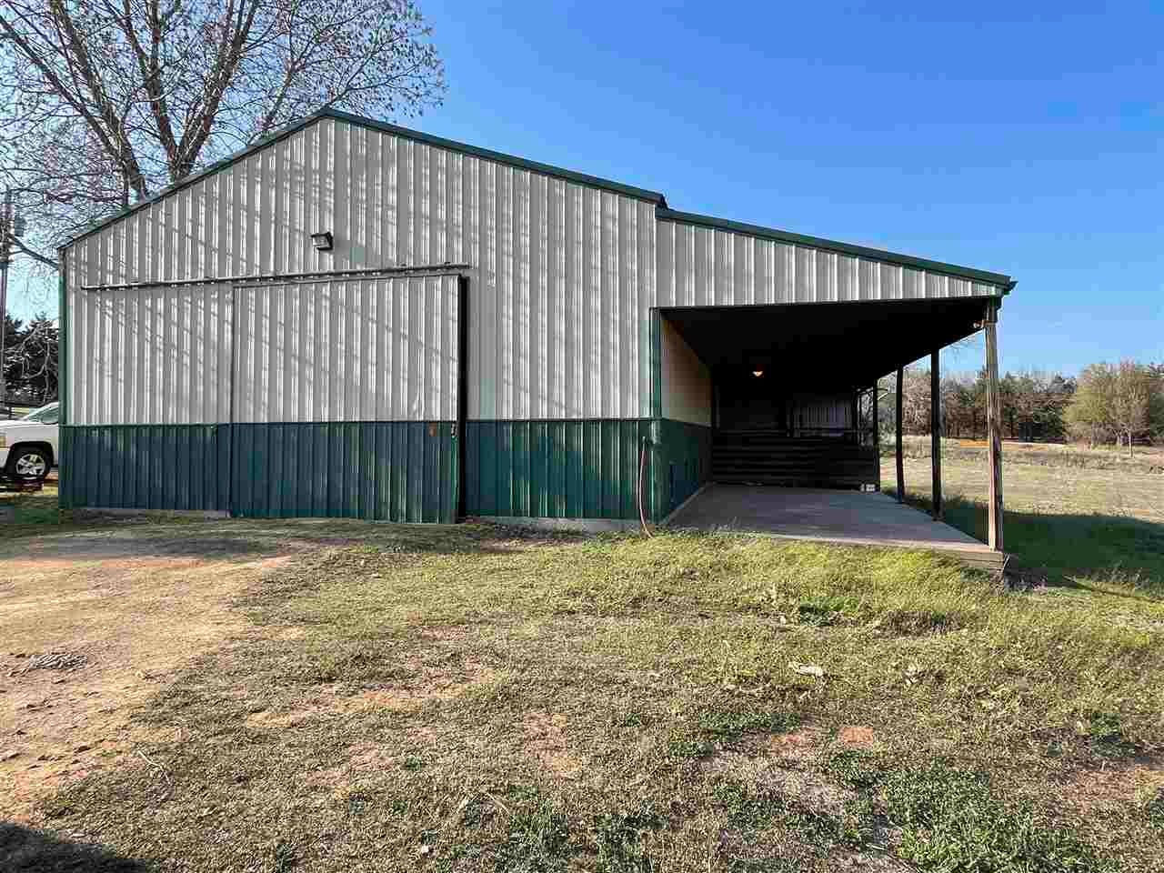 10505 Fairground Road Perkins, OK 74059 - Photo 2 of 32 Gallery Image 2