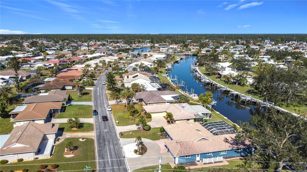 4 Windsor Drive Englewood, FL 34223 - Photo 4 of 61